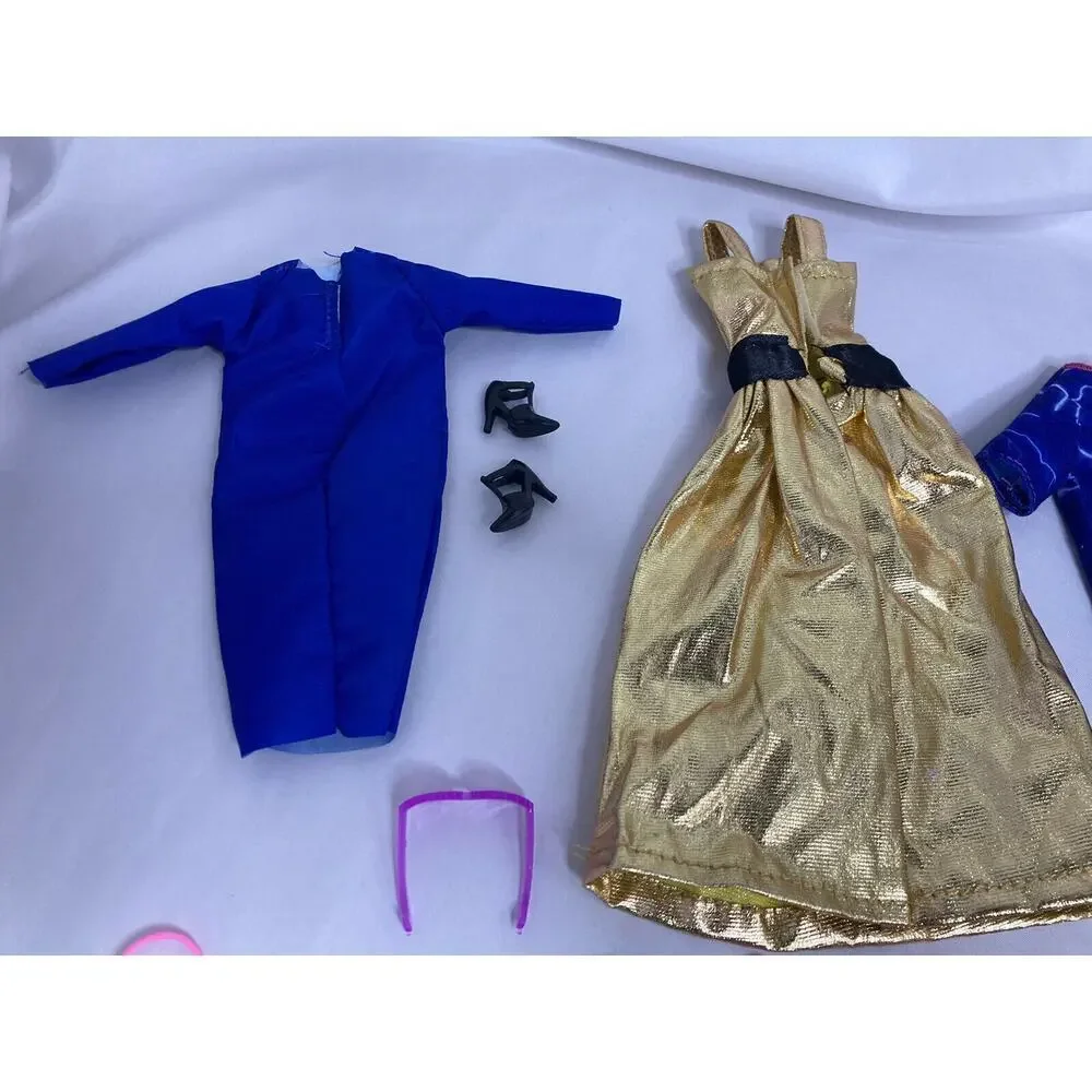 Vintage 1990’s Barbie Cothing & Accessories Purse Camera Mickey Balloon
